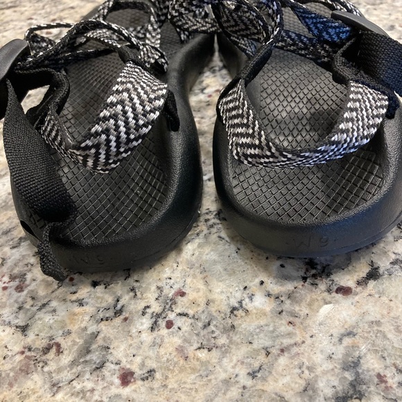 NWOT Chaco Sandals - Picture 6 of 8